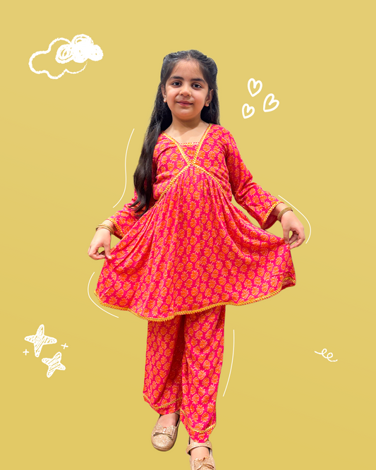 Girls Pink Floral Kurta Set